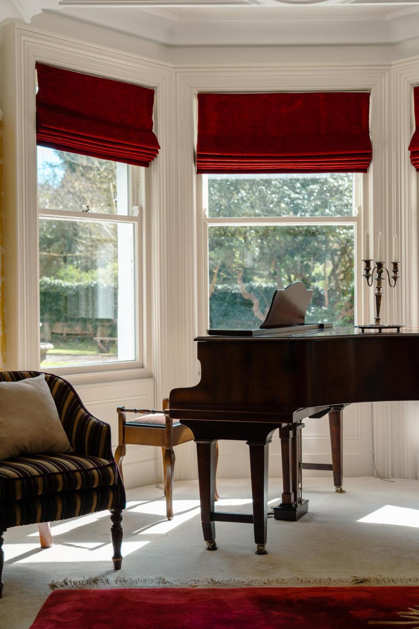 Luxury Accommodation In County Antrim With Riverside Hot Tub Kells Exteriér fotografie
