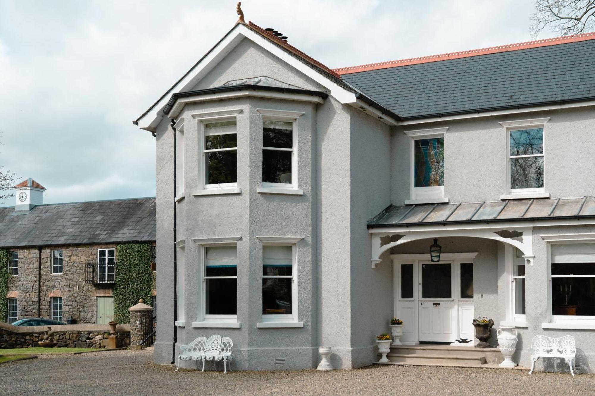 Luxury Accommodation In County Antrim With Riverside Hot Tub Kells Exteriér fotografie